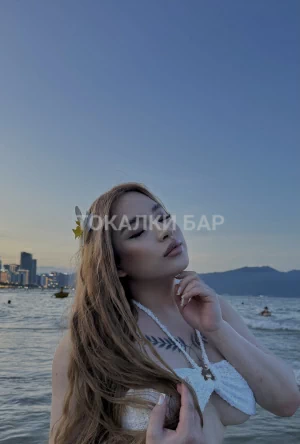 Транс-девушка  Adelina