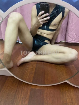 Парень  Алишер